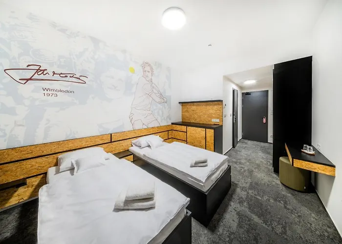 Break Hotel 3*